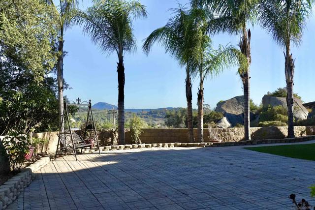 2625 27 Rancho Sierra, Alpine CA: https://media.crmls.org/mediaz/0979d936-466b-4964-b9ab-8991be1a1a48.jpg