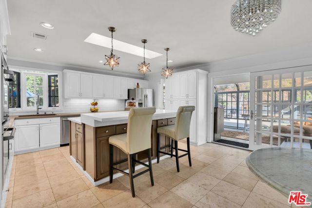 7170 Deveron Ridge Road, West Hills CA: https://media.crmls.org/mediaz/097b27ca-3fcc-458f-8b0c-4fe7ea89e3bc.jpg