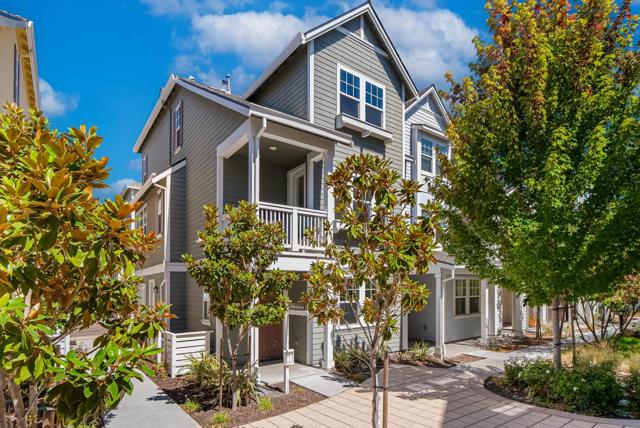 119 Orbit Way, Mountain View CA: https://media.crmls.org/mediaz/097b57ad-94da-4c4e-8f0f-f2c5ded00d4e.jpg