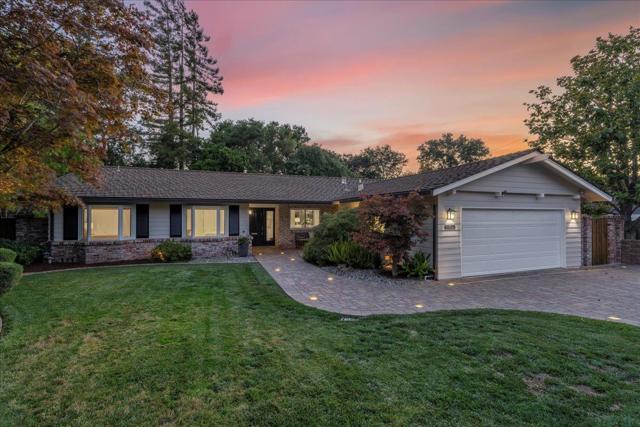 249 Montclair Road, Los Gatos CA: https://media.crmls.org/mediaz/097b8171-b963-4da9-b1ea-f68bb2b78608.jpg