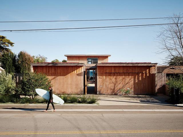 4140 Opal Cliff Drive, Santa Cruz CA: https://media.crmls.org/mediaz/097b9457-6a19-4f2b-8eb5-20271beeba67.jpg