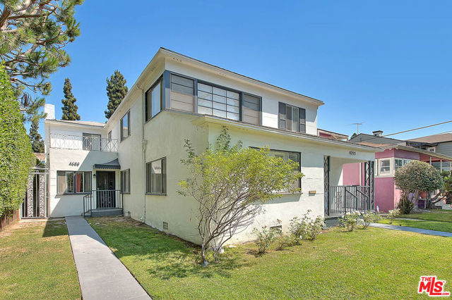 4090 Creed Avenue, Los Angeles CA: https://media.crmls.org/mediaz/097c32f5-683e-4821-8665-ea83c549b001.jpg