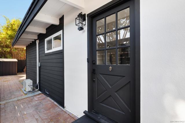 3736 38 Louisiana St, San Diego CA: https://media.crmls.org/mediaz/097cb006-cbda-4744-8a94-5105d0eaa97e.jpg