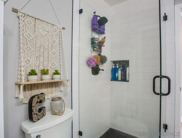 2035 Camino Cantera, Vista CA: https://media.crmls.org/mediaz/097d9d64-b294-457f-8256-90facfe4022e.jpg