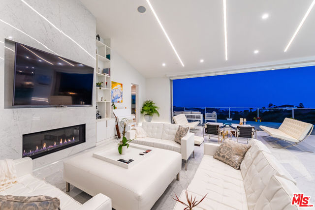 Drew Fenton | 28405 Via Acero Street Malibu CA | MLS: 7236533