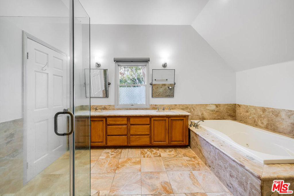 MLS #26876481 image #21