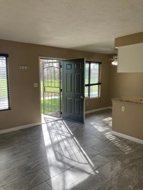 Image 1 of 14 For 82567 Avenue 48  37