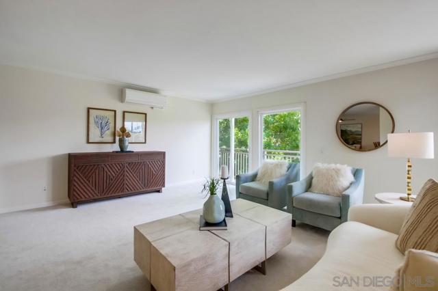 5370 La Jolla Blvd., La Jolla CA: https://media.crmls.org/mediaz/097e8d18-ffd6-4ec8-be0d-585639fdaa62.jpg