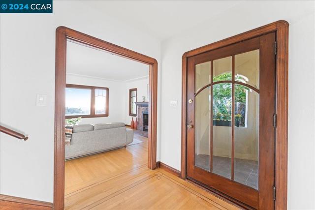 Image 3 of 60 For 900 Spruce Street