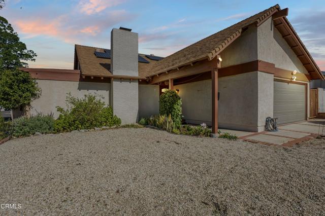 Detail Gallery Image 4 of 38 For 1805 Hillary Ct, Simi Valley,  CA 93065 - 5 Beds | 3 Baths