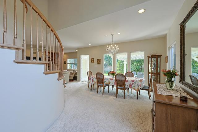 638 Margarita Ave, Coronado CA: https://media.crmls.org/mediaz/097eb427-02cc-4815-bec7-d7cf56e265f2.jpg