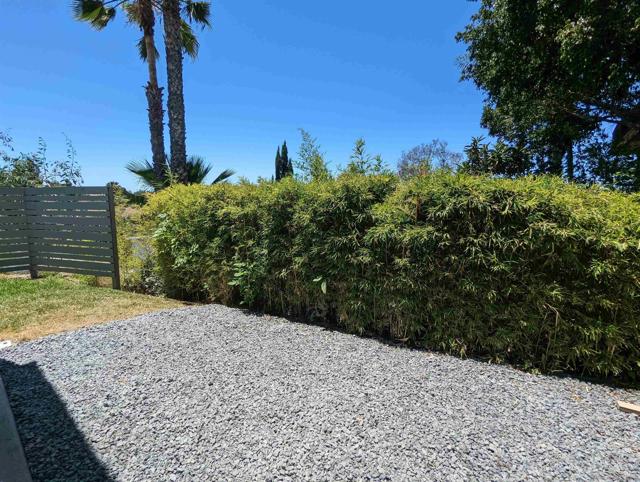 9347 Kahlua Way, Spring Valley CA: https://media.crmls.org/mediaz/097eba54-0673-4ea9-ac45-239cca35629b.jpg