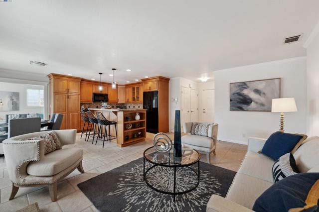 5953 Running Hills Ave, Livermore CA: https://media.crmls.org/mediaz/097ef034-20dc-4859-b25e-b53583bd2a8b.jpg