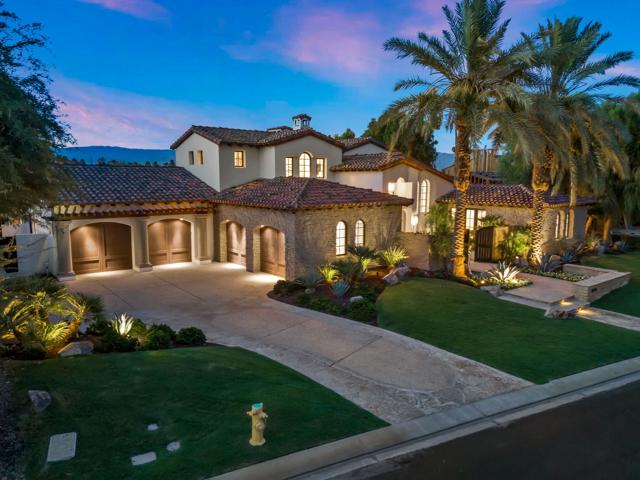 80740 Via Portofino, La Quinta CA: https://media.crmls.org/mediaz/097f424f-3eb4-4263-9075-8b4423d95415.jpg