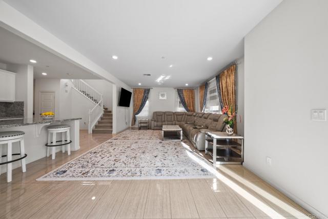 Detail Gallery Image 14 of 38 For 1251 S Magnolia Ave, El Cajon,  CA 92020 - 4 Beds | 3/1 Baths