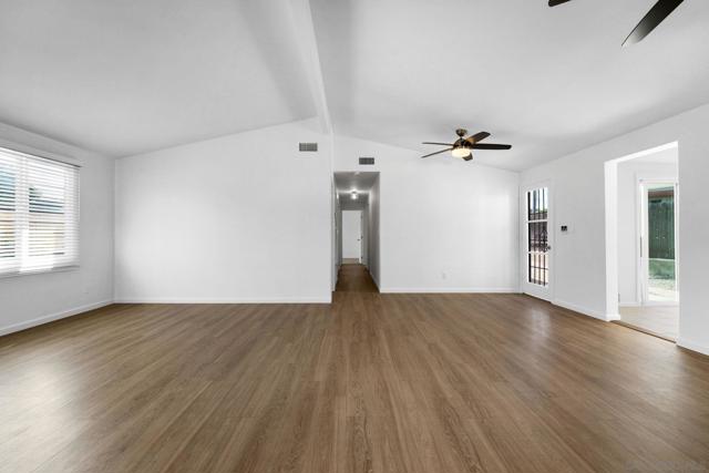 8937 Hammond Dr, San Diego CA: https://media.crmls.org/mediaz/0980c732-df0c-4a78-95b8-c3adabc47c51.jpg