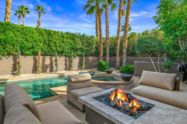 79200 Jack Rabbit Trail, La Quinta CA: https://media.crmls.org/mediaz/09812b35-8798-45e8-9491-005c0907b6de.jpg