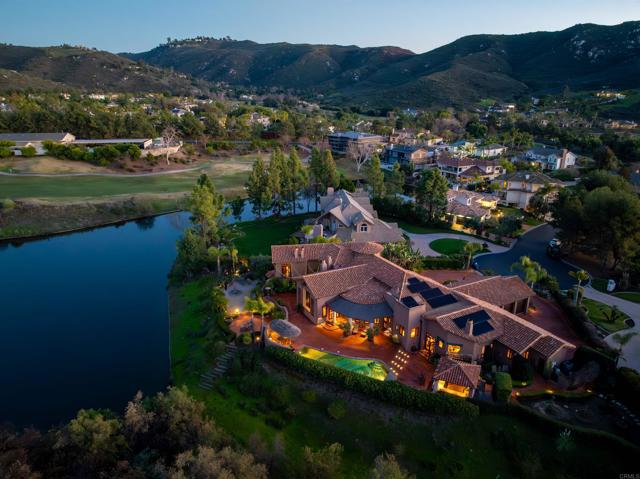 3198 Ashley Park Way, Jamul CA: https://media.crmls.org/mediaz/09819215-034a-4919-a0ec-997b1e871bf8.jpg