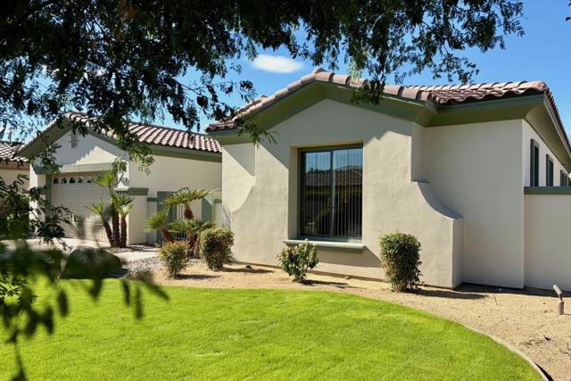 35373 Vista Montana Court, Cathedral City CA: https://media.crmls.org/mediaz/0981b522-e675-4017-8530-7fac520948b6.jpg