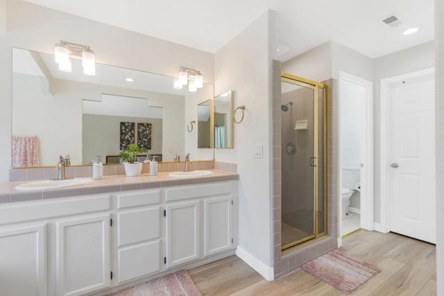 17992 Hillwood Lane, Morgan Hill CA: https://media.crmls.org/mediaz/09834e2c-a095-4aa7-9445-6d1d00c34c58.jpg