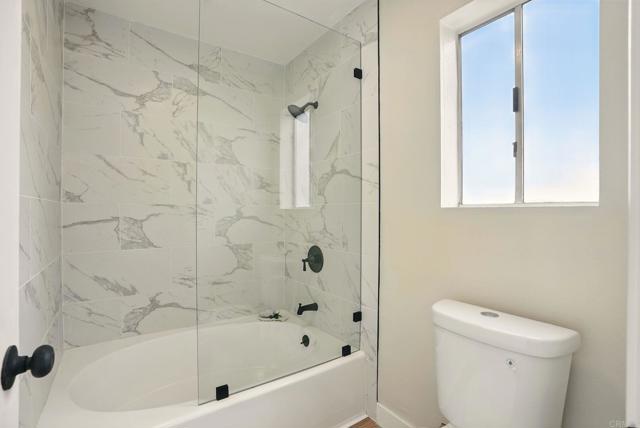 909 Loma, Chula Vista CA: https://media.crmls.org/mediaz/09843d50-781c-4174-a0e3-5ba9ccf4dba9.jpg