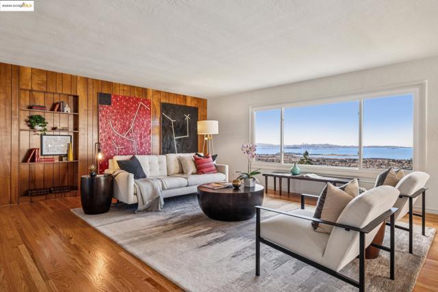 256 Cambridge Ave, Kensington CA: https://media.crmls.org/mediaz/098480cc-8510-4fd9-9b4b-8e33fbc20488.jpg