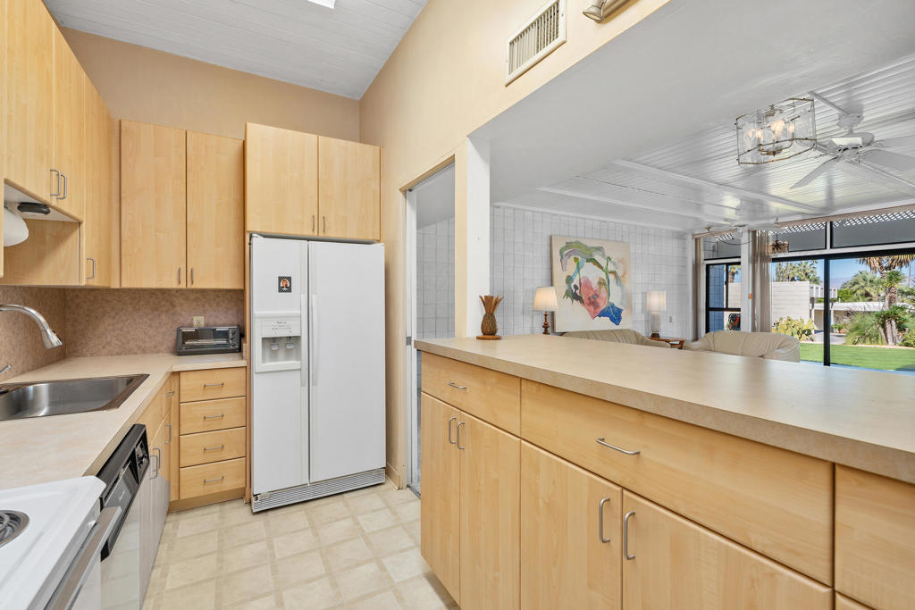 MLS #219137995DA image #12