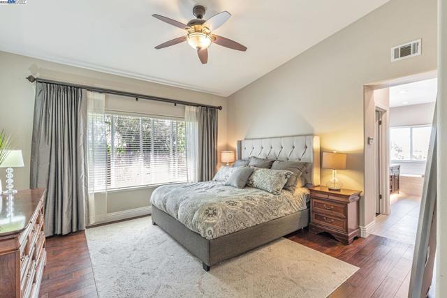 2460 Magnolia Way, Morgan Hill CA: https://media.crmls.org/mediaz/0986312f-a98f-4cc6-b3da-d386dbcb6ab8.jpg