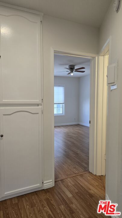 350 S Hobart Boulevard, Los Angeles CA: https://media.crmls.org/mediaz/098711a2-6d71-4d7a-8e34-d84041b05e54.jpg