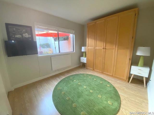 108 S Kihridge LN, Encinitas CA: https://media.crmls.org/mediaz/09894aaf-d9de-42e7-97cc-6772a848253b.jpg