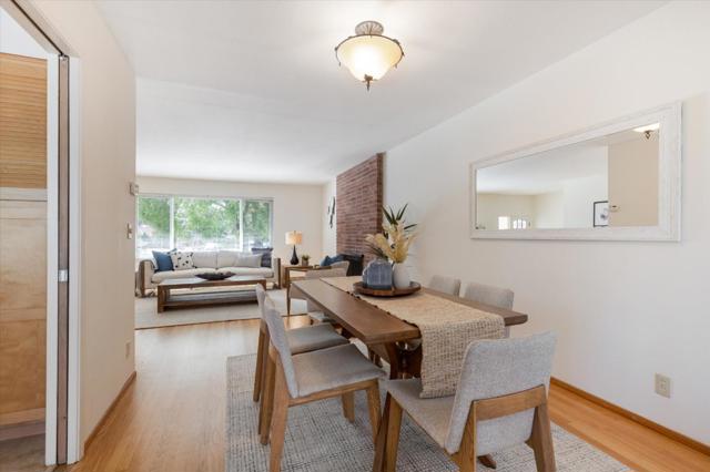 882 Maranta Avenue, Sunnyvale CA: https://media.crmls.org/mediaz/09895f43-84df-4110-9a85-c8627f6b374e.jpg