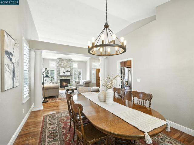 3052 Miwok Way, Clayton CA: https://media.crmls.org/mediaz/0989c347-a262-4baa-bd48-f599614d0e0a.jpg