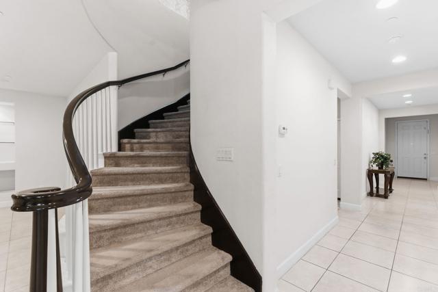 Detail Gallery Image 11 of 30 For 441 Adobe Estates Dr, Vista,  CA 92083 - 6 Beds | 3/1 Baths