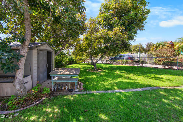 Detail Gallery Image 2 of 14 For 155 Mesa Dr, Camarillo,  CA 93010 - 2 Beds | 2 Baths