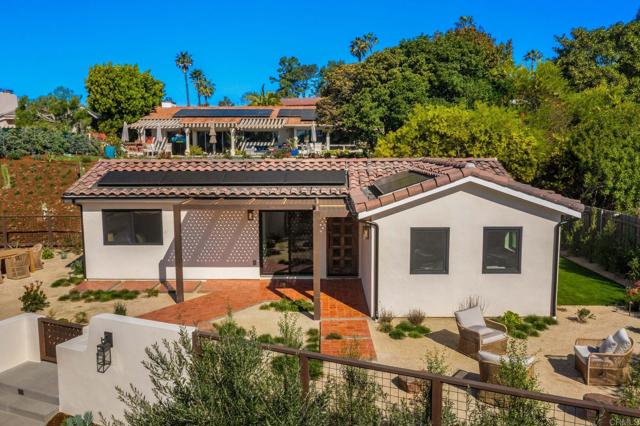 2087 Via Ladeta, La Jolla CA: https://media.crmls.org/mediaz/098ac830-3bfa-44e7-a5f8-e71b271ffd78.jpg