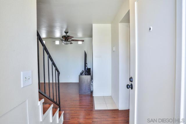 327 61st STREET, San Diego CA: https://media.crmls.org/mediaz/098b69e4-7dca-46f9-a937-d687b246a39d.jpg