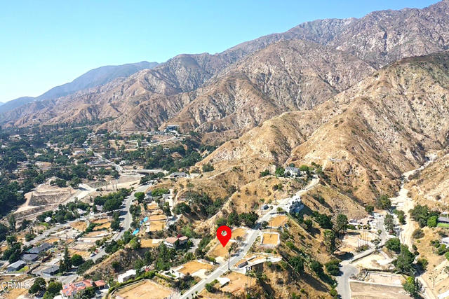3017 Zane Grey Terrace, Altadena CA: https://media.crmls.org/mediaz/098c8532-d78c-438d-b526-997f4ac7a6fe.jpg