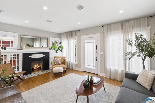 3257 Dwight St, San Diego CA: https://media.crmls.org/mediaz/098f8938-e7c4-4b55-ae32-a6138e0f5495.jpg