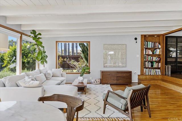 Detail Gallery Image 14 of 36 For 2029 S Horne St, Oceanside,  CA 92054 - 2 Beds | 2 Baths