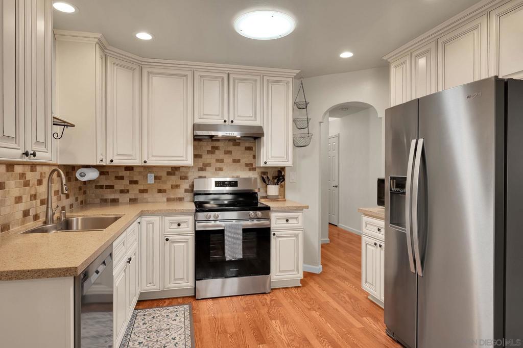 13447 Orange Blossom Ln - photo 9