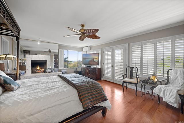 4770 Jellett Street, San Diego CA: https://media.crmls.org/mediaz/0993210b-2c33-492e-baee-674e255ff366.jpg