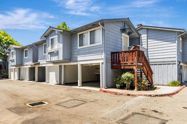 549 Groth Place, San Jose CA: https://media.crmls.org/mediaz/0994020f-a7ec-438c-9004-d808c02e360a.jpg