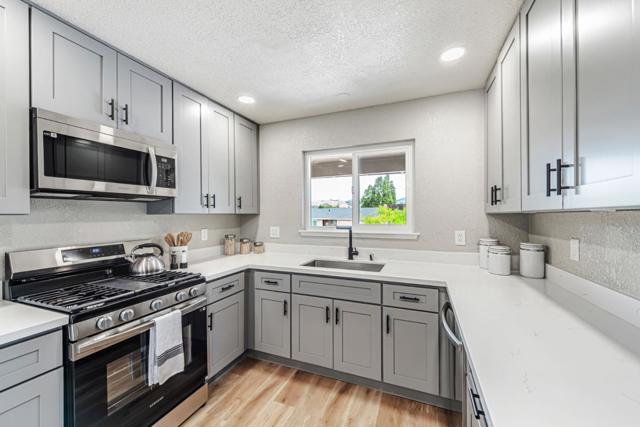 4655 Paloma Avenue, San Jose CA: https://media.crmls.org/mediaz/09943a1b-4d33-4628-b49e-ef3fbe942f9b.jpg