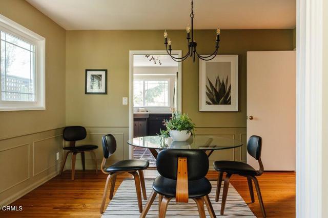 Detail Gallery Image 12 of 45 For 1300 Meadowbrook Rd, Altadena,  CA 91001 - 3 Beds | 2 Baths