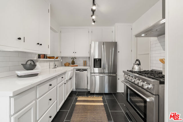 3848 Legion Lane, Los Angeles CA: https://media.crmls.org/mediaz/0996a7d3-c336-41bc-9c81-8dcbce874ad4.jpg