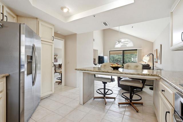 Detail Gallery Image 27 of 62 For 28766 Vista Valley Dr, Vista,  CA 92084 - 2 Beds | 2 Baths