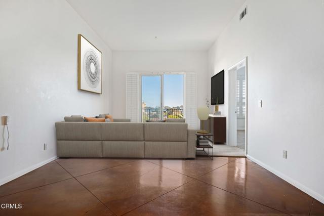 Detail Gallery Image 7 of 27 For 436 Poli St #202,  Ventura,  CA 93001 - 2 Beds | 2 Baths