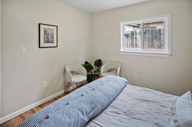 1524 Luxton Street, Seaside CA: https://media.crmls.org/mediaz/0998e685-267b-42d9-9129-16c06b389128.jpg