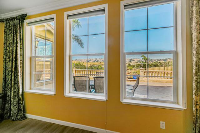 4224 Indigo Oak Court, San Jose CA: https://media.crmls.org/mediaz/09996100-c731-44c5-858d-0beb45fef9c3.jpg