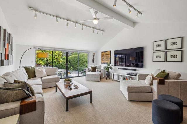 15548 Kavin Lane, Monte Sereno CA: https://media.crmls.org/mediaz/09999d47-a508-44fb-8b32-2de468f11085.jpg